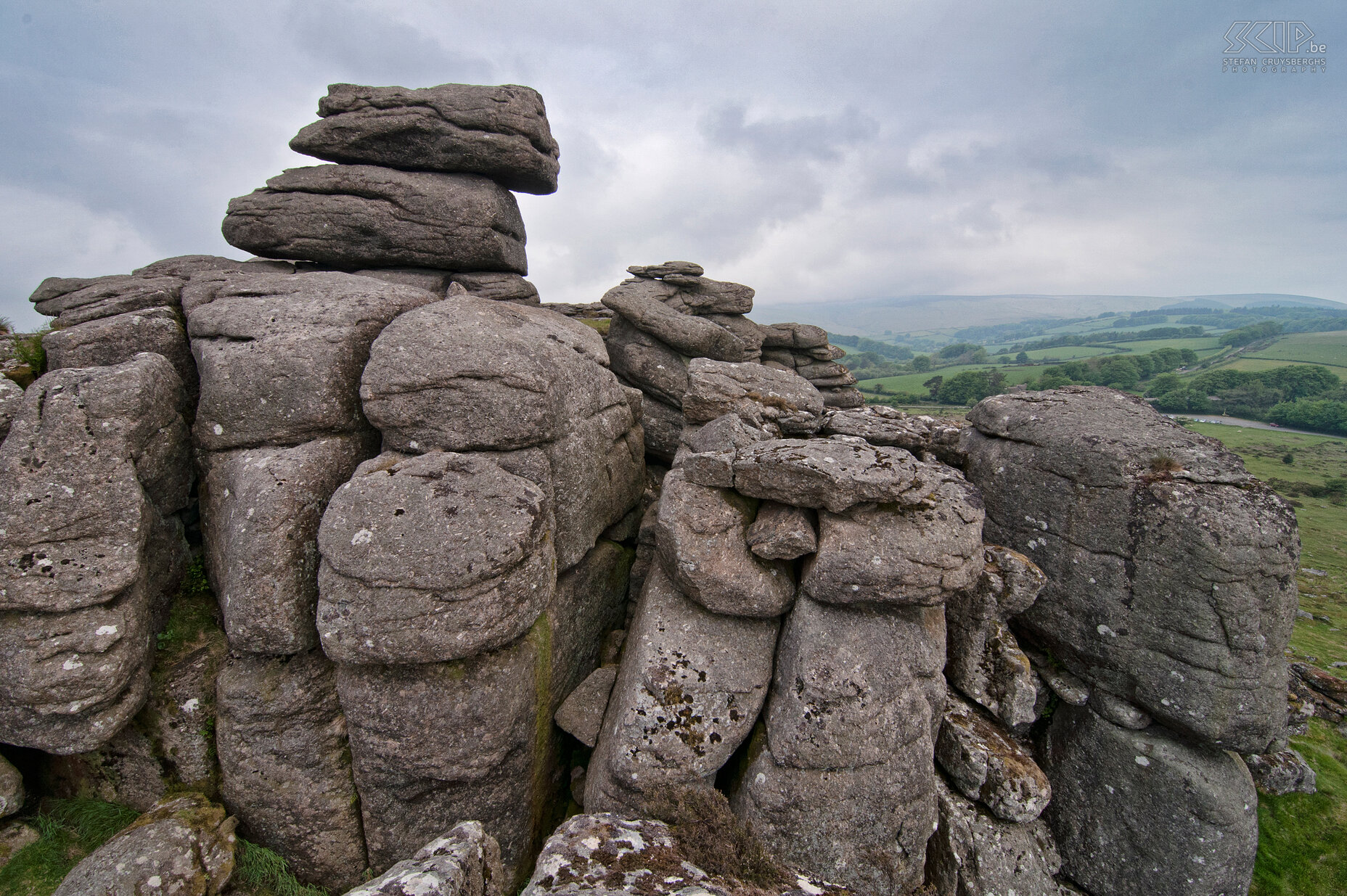 Dartmoor - Hound Tor The impressive rock formations at Hound Tor (Dartmoor NP). Stefan Cruysberghs